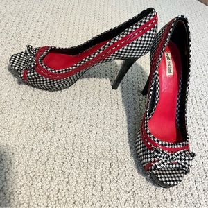NotRated Patterned Heeled Pumps